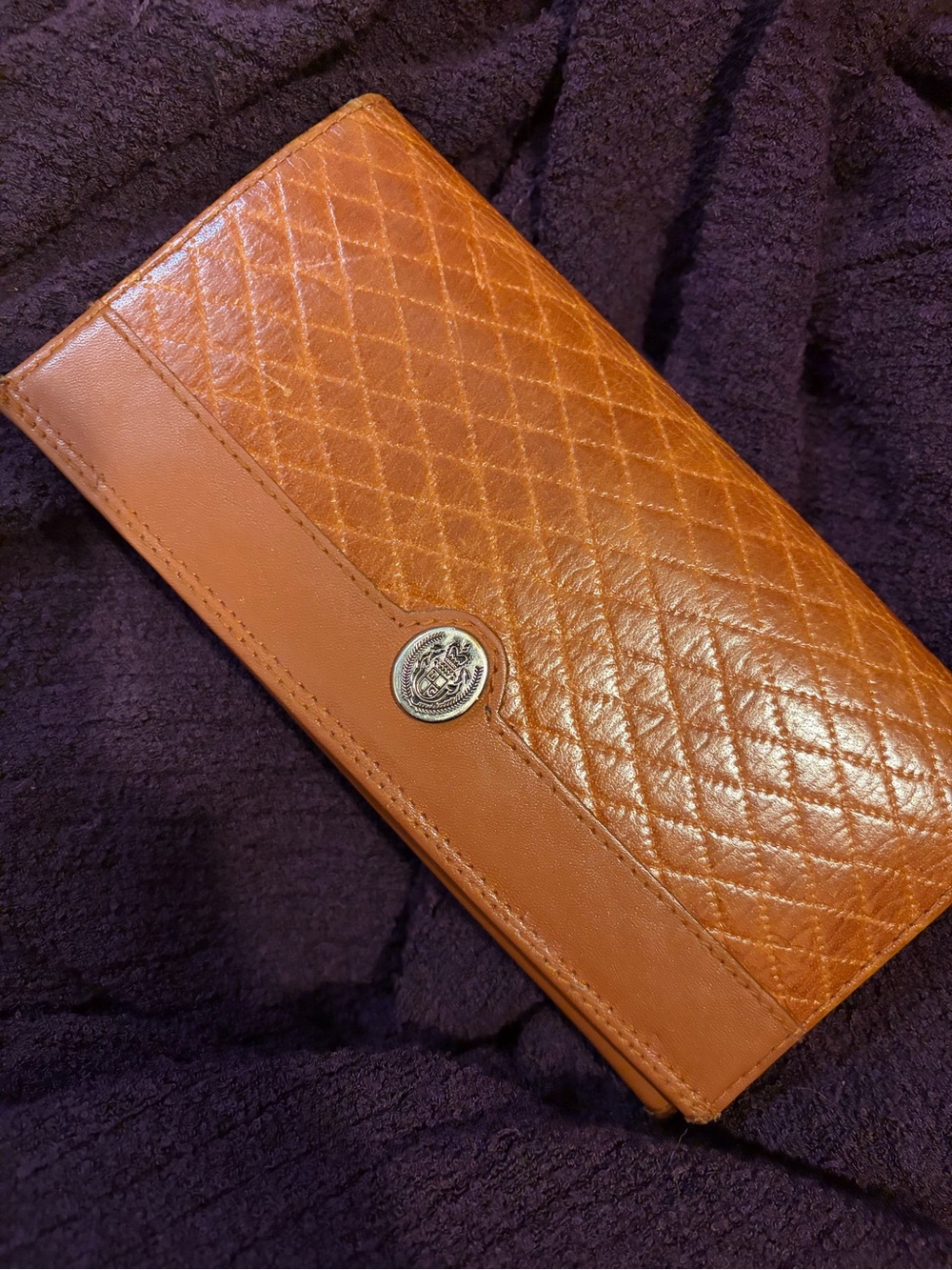 Vintage Old Money Liz Claiborne Quilted Leather Wallet